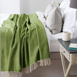 Extra Large Green Woven Lambswool Throw