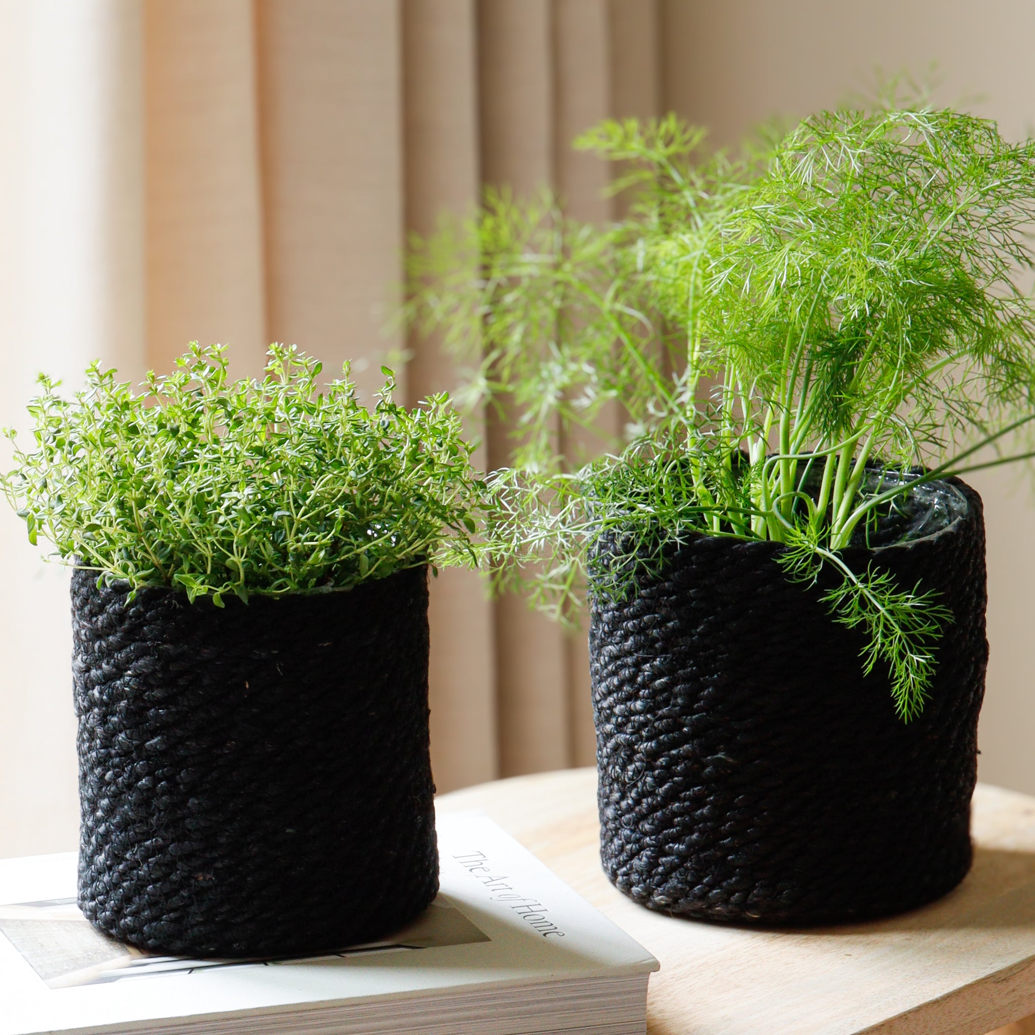 dark plant pot Black Jute Plant Pot