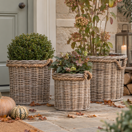Round Rattan Lined Planter with Rope Handle