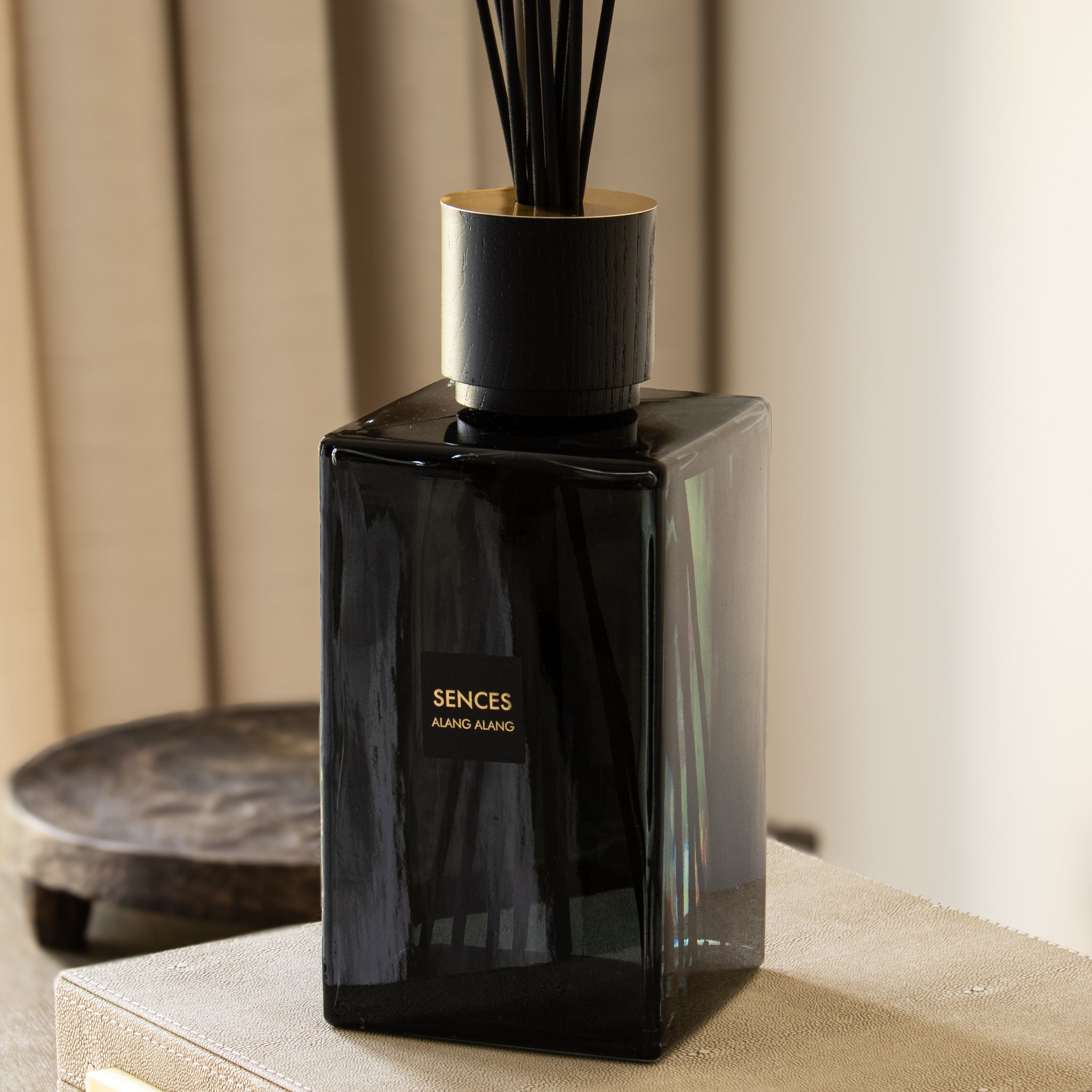 Extra Large Onyx Alang Alang Reed Diffuser - Marquis & Dawe