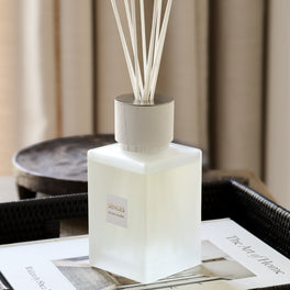 Large White Alang Alang Reed Diffuser