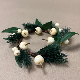 Sample Sale Candle Wreath With Berries Set 4