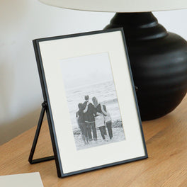 Black Fine Easel Photo Frame 4x6"
