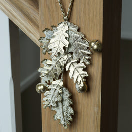 Gold Oak Leaf Metal Swag