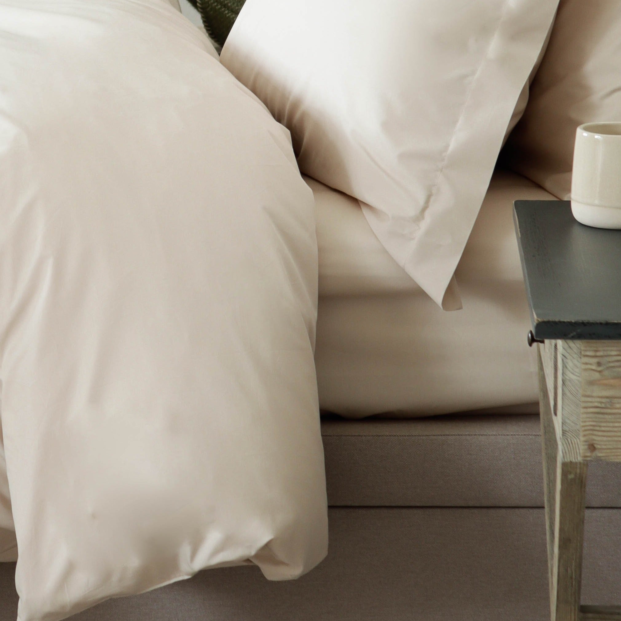 Perfectly Pale Organic Cotton Fitted Sheet - Marquis & Dawe